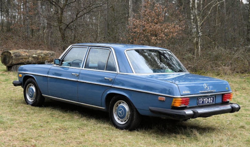 Mercedes W114 280 Rear